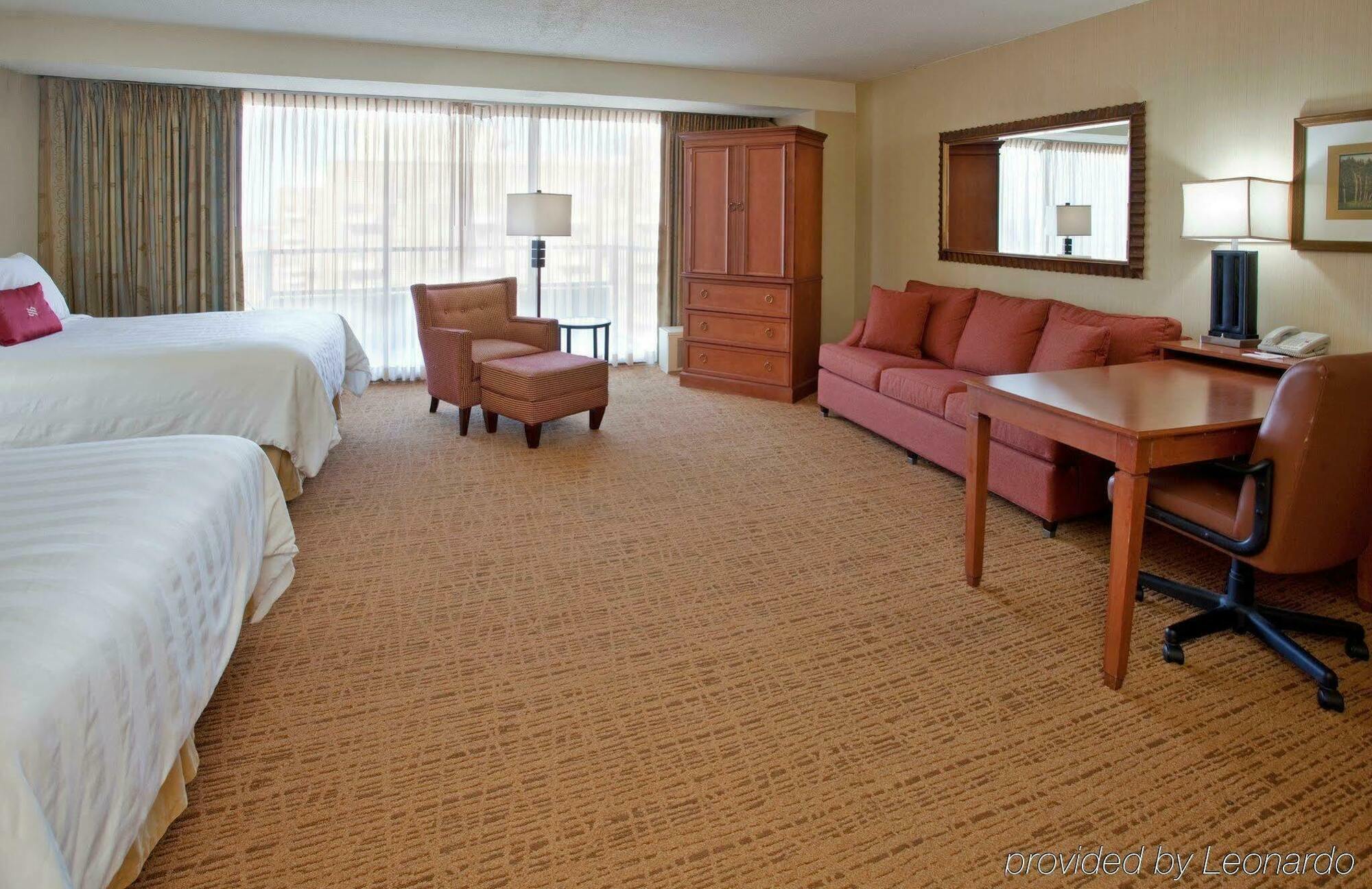 City Place Hotel Saint Louis Room photo